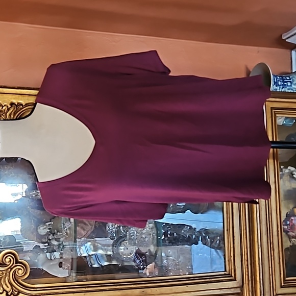 Athleta Night Time Bliss V-Neck Sleep Tee - Picture 4 of 10